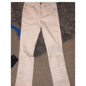 Free people white jeans new with tag!